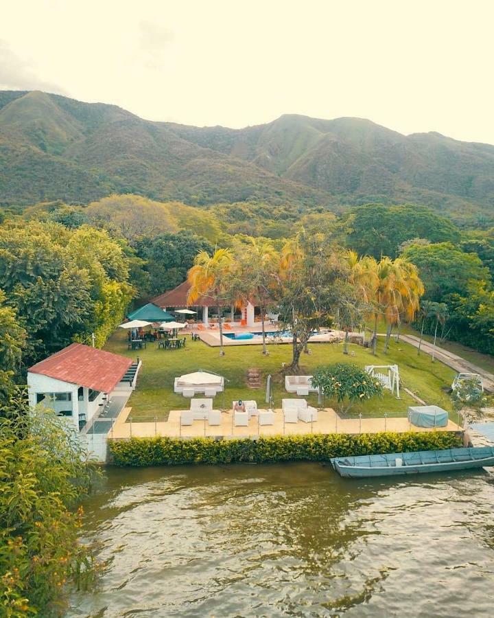 San Marcelino De Las Rosas Boqueron de Tena Exterior photo